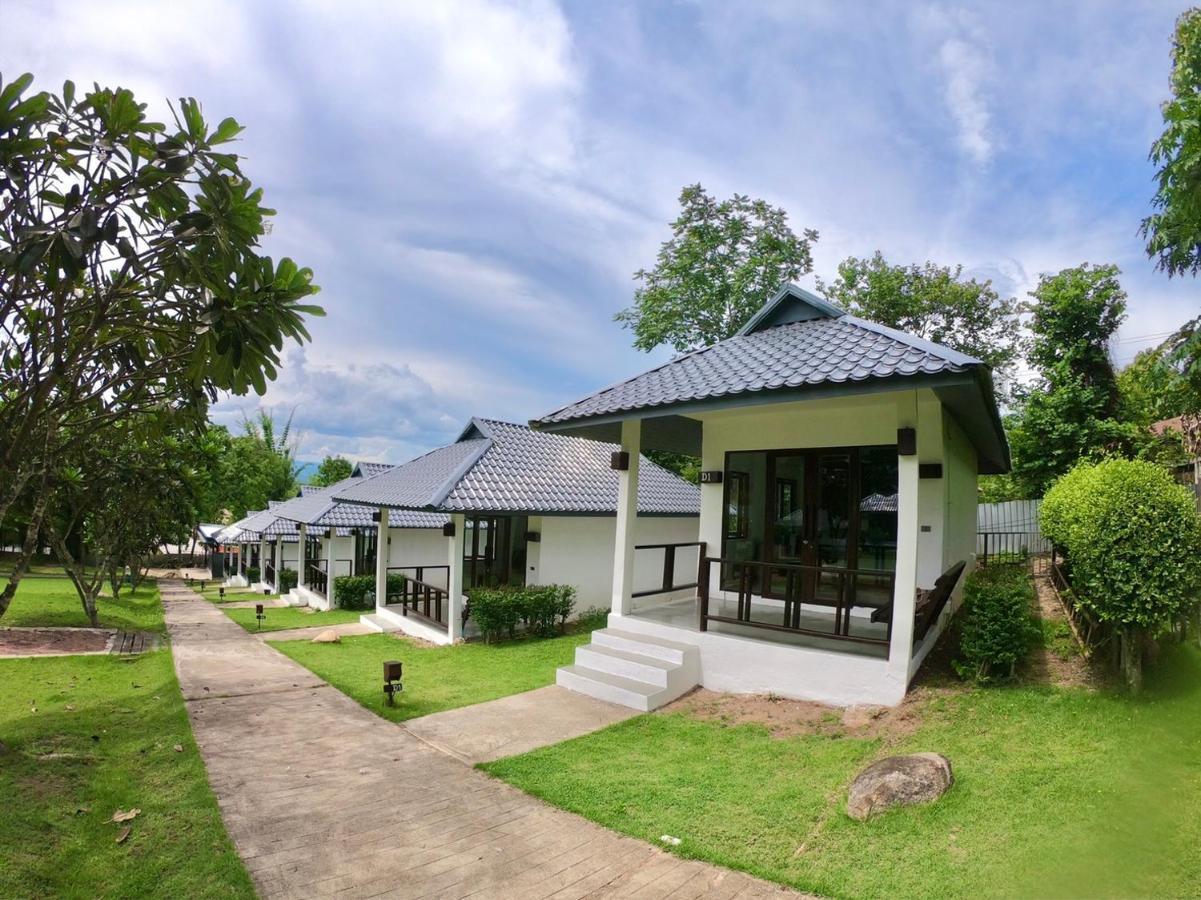 Diamond Village Pai Esterno foto