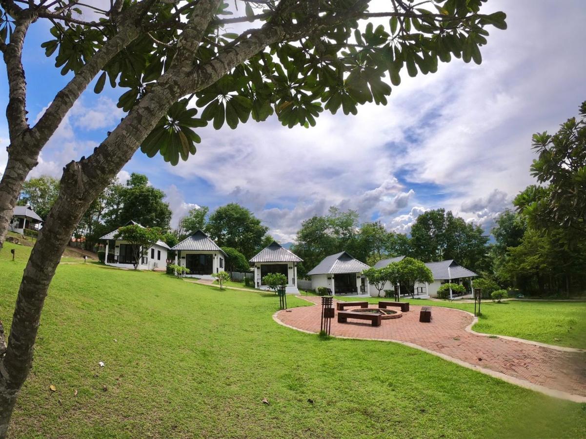 Diamond Village Pai Esterno foto